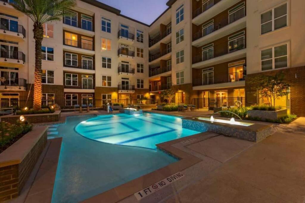 Luxury Apartment With King Bed And Pool And Free Parking 4 Хьюстон Экстерьер фото